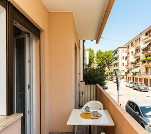Monti Guesthouse