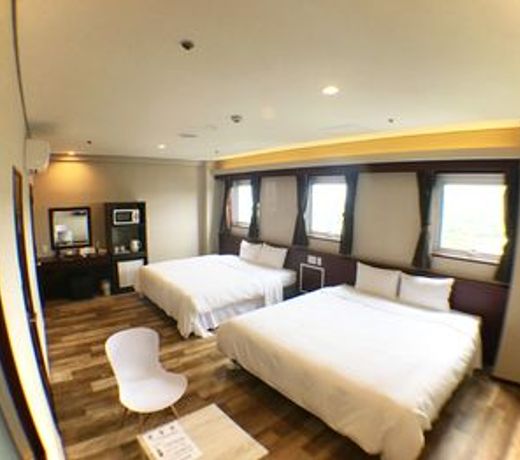 Rycom Crystal Hotel