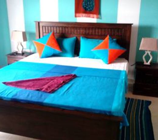 Layathraa Lake View Resort