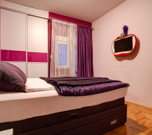 Delta City Rooms