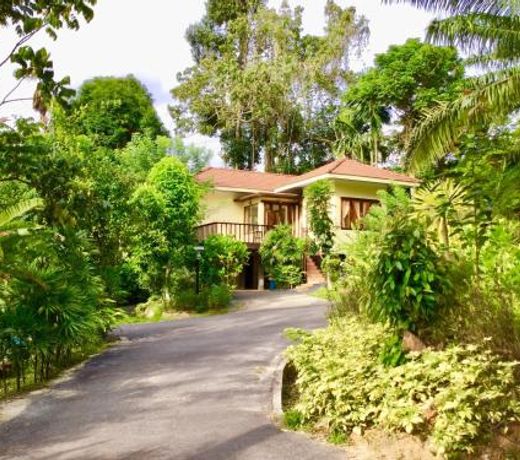 Krabi Green Hill Pool Villas