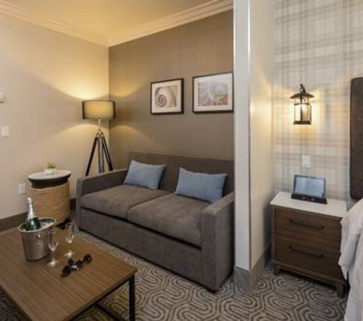 Aristocrat Hotel, BW Signature Collection