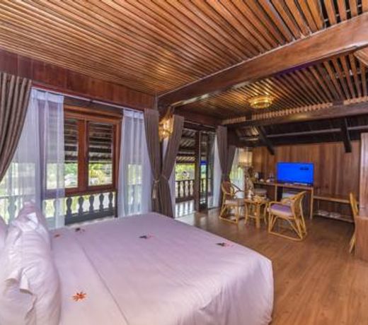 Sankofa Village Hill Resort and Spa