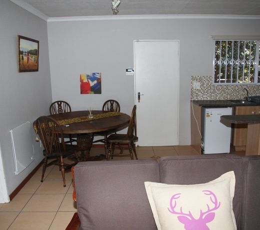 Private Cottages