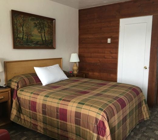 Southsider Motel