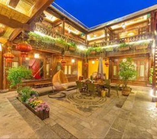 Lijiang South of Cloud Boarder Inn