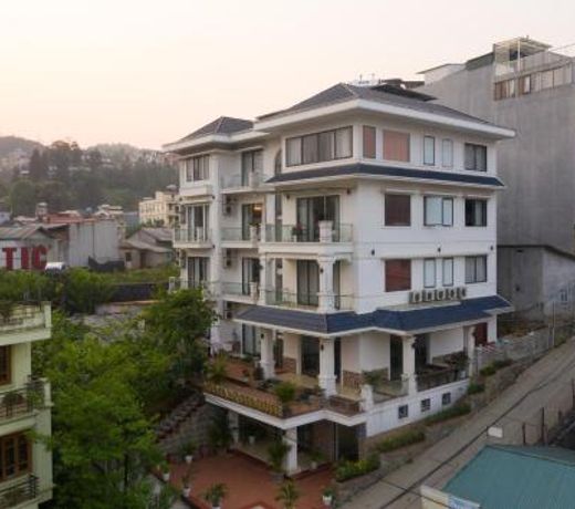 Sapa Mountain Queen House
