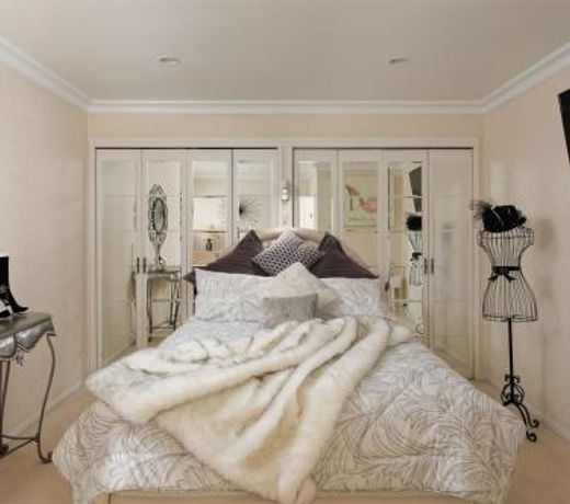 Regis Park Bed & Breakfast