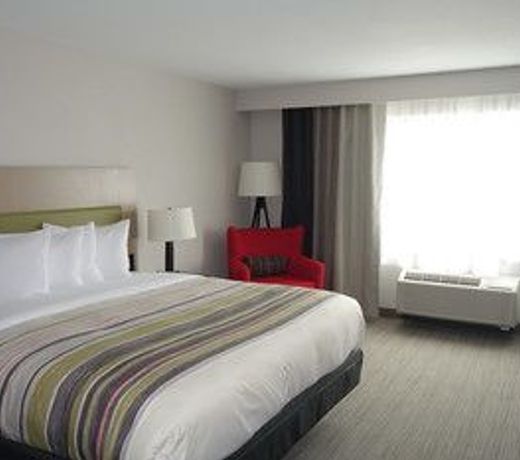 Country Inn & Suites by Radisson, Lawrence, KS