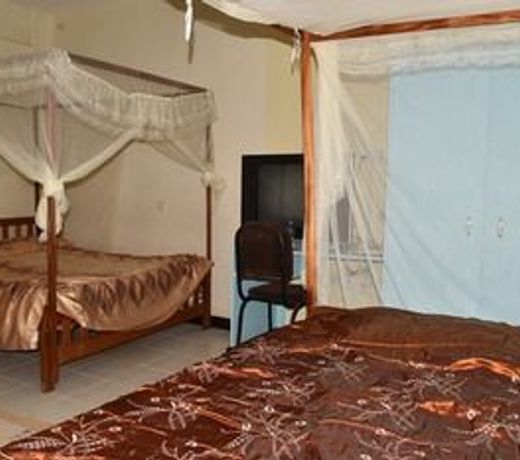Ibis Hotel 2000 Karatina