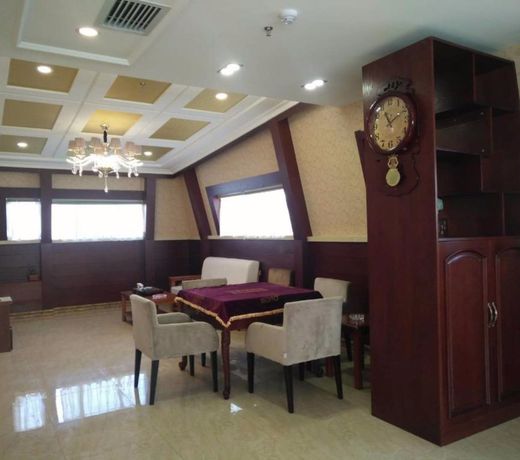 Pin Ge Business Hotel