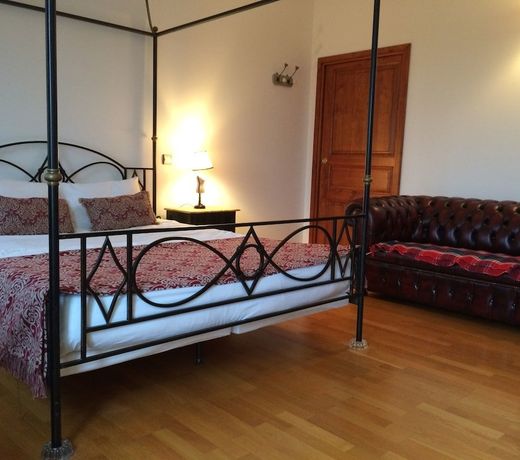 LA VILLA BOLERO