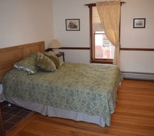 Black Lantern Inn