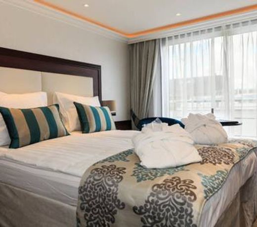 Select MS Charles Dickens - Cologne