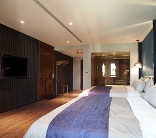 Saint Art Hotel