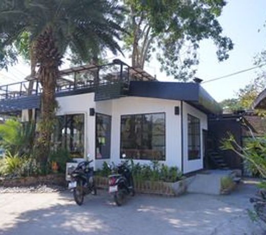 Ban Sam Lor Resort