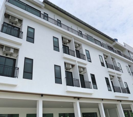 Good Morning Hotel at TakuaPa