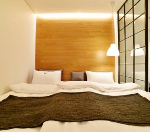 Hotel the spot