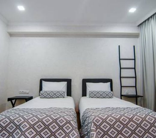 Hotel Tela & Mareli Winery