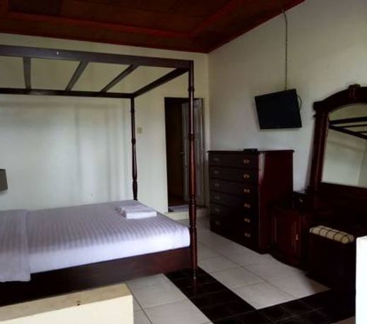 Alamanda Lokon Resort