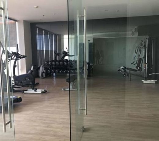 1 Bed Room Condominium