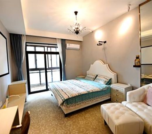Quzhu Apartment Hotel (Wuhan Hankou Railway Station)