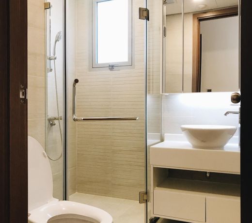 8 Guests Room - Travelaholic's Homestay
