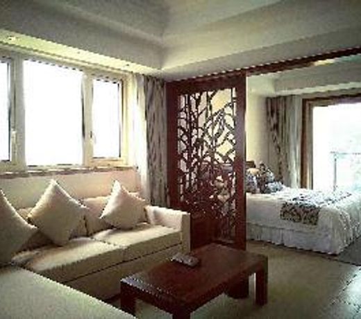 Sanya Shanghai Huating Boutique Resort Hotel