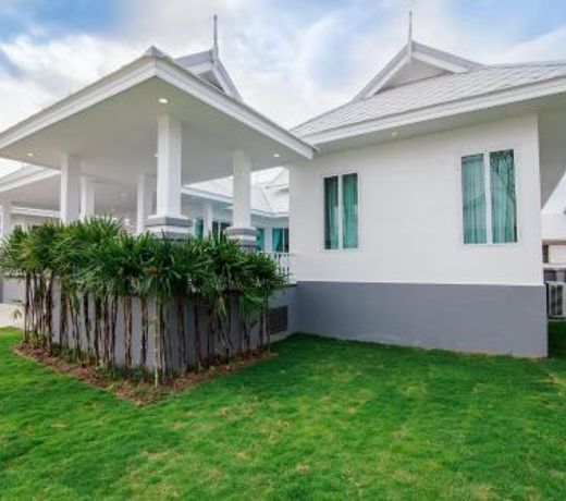 Wan Arun Houses