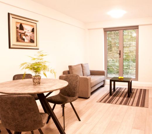 Kinsale Suites