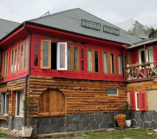 Meena Bagh Ratnari- An Apple Orchard Bungalow