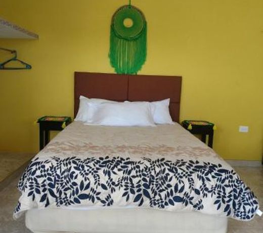 Hostal Las Cruces