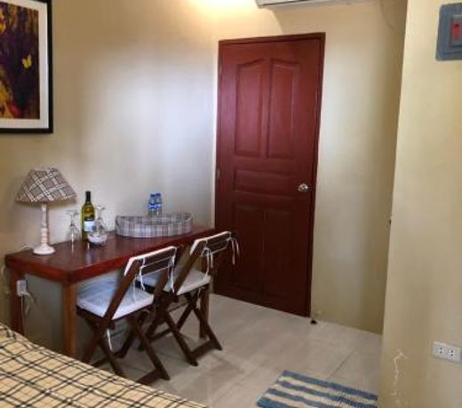 Nichos Island Resort