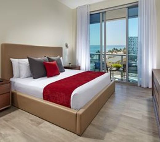 Costa Hollywood Beach Resort
