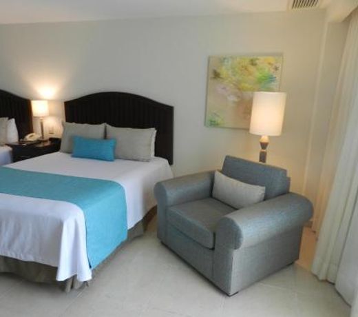 Astur Hotel & Residence