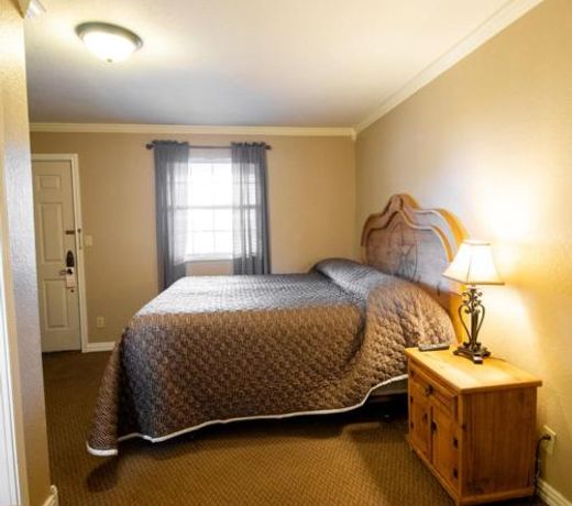 Country Inn & Cottages Motel