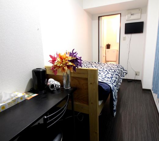 301 Maruko Guest house near Tsukiji and Disneyland