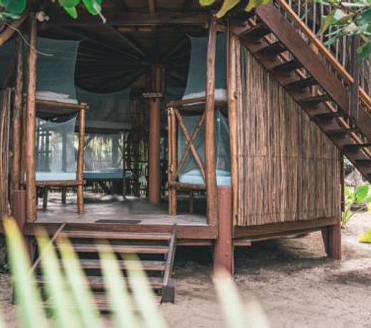 Los Hermanos Beach Hostal