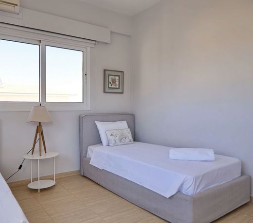 Velomar Villa