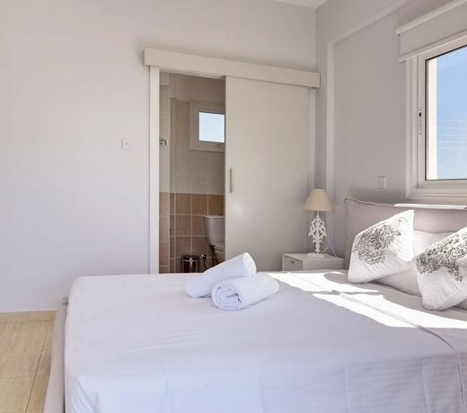 Velomar Villa