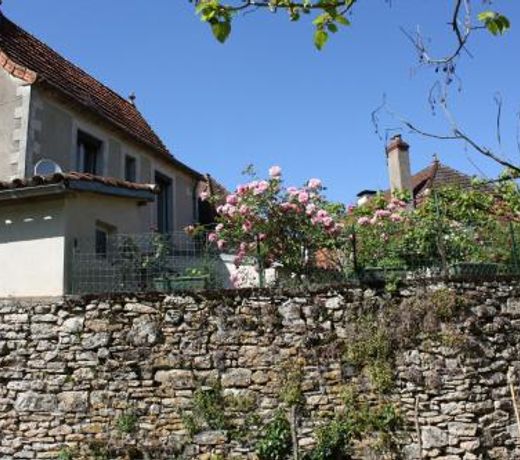 chez Huguette