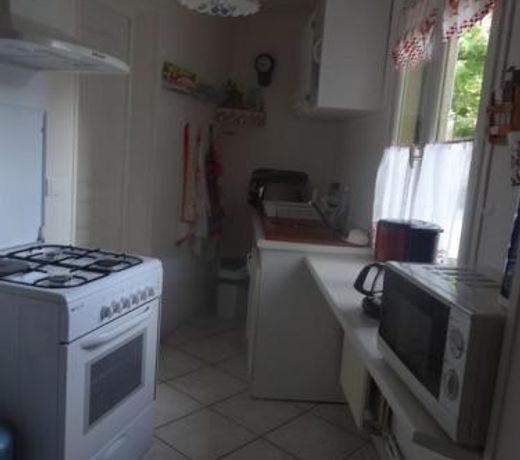 chez Huguette