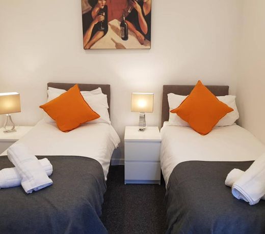 Chiltern Apartment