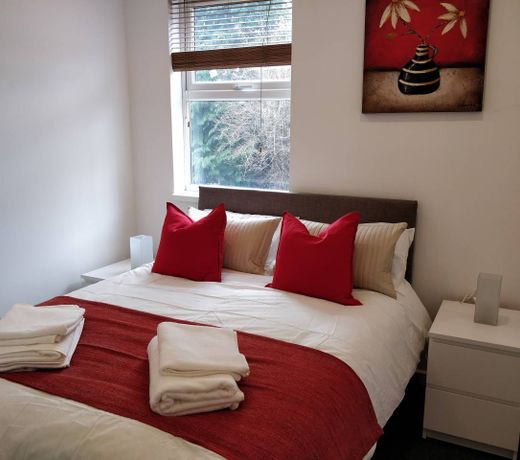 Chiltern Apartment