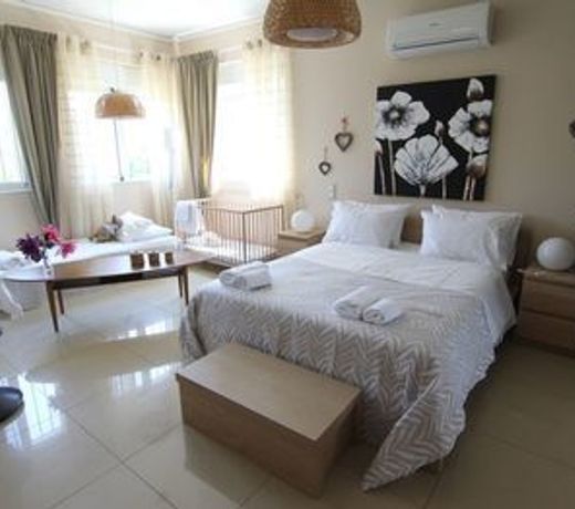 Villa Abelos