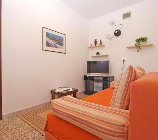Apartments Jolanda 1441