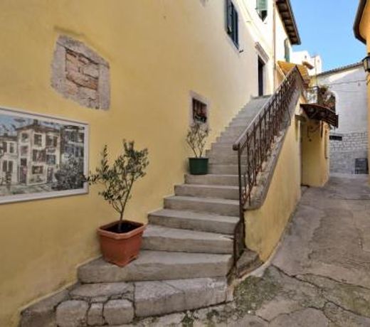 Apartment Stari Grad
