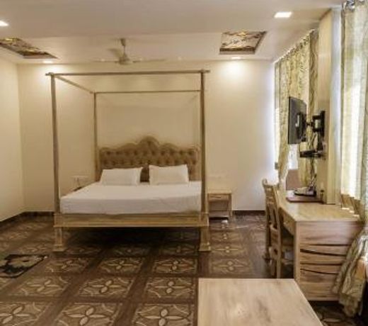 Hotel Sargam Sadan