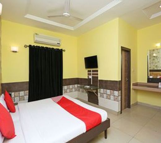 OYO 4939 Hotel Highway Inn