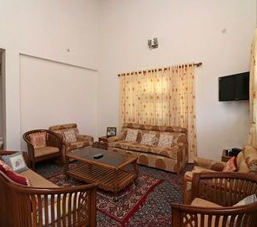 OYO 10814 Home Vintage 2BHK Villa Ghorakhal